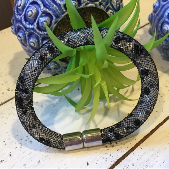 1 HP Black Mesh Bracelet with gems inside - Picture 7 of 8